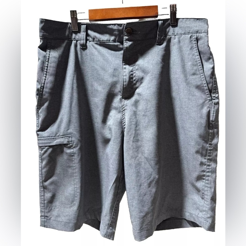 Panama Jack Flat Front Stretch Shorts 34 waist Light Grey